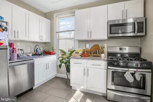 350 Green Ln, Philadelphia, PA 19128 - Photo 13