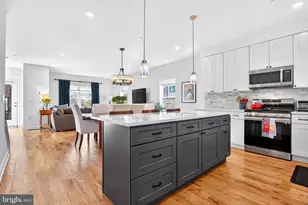 7019 Pipers Glen Wy, Philadelphia, PA 19119 - Photo 19