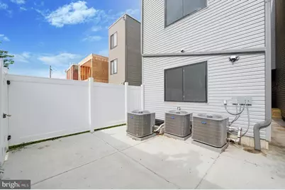 2209 N 7th Street #1, Philadelphia, PA 19133 - Photo 15