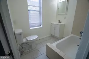 3617 N Sydenham St, Philadelphia, PA 19140 - Photo 19