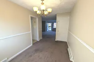 6588 W Walnut Park Dr, Philadelphia, PA 19120 - Photo 3