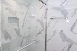 2213 Emerald St, Philadelphia, PA 19125 - Photo 11