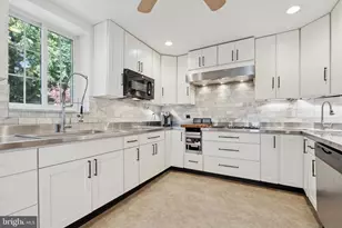 168 Gay St, Philadelphia, PA 19127 - Photo 23