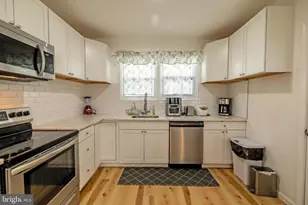 7337 Chelwynde Ave, Philadelphia, PA 19153 - Photo 11