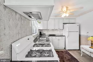 3655 Belgrade St, Philadelphia, PA 19134 - Photo 9