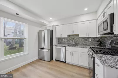 8210 Buist Avenue, Philadelphia, PA 19153 - Photo 9