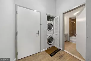 1228 Arch St, Philadelphia, PA 19107 - Photo 15