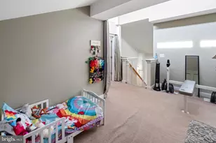 1 Academy Cir, Philadelphia, PA 19146 - Photo 37