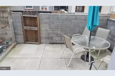 2418 S Bouvier Street, Philadelphia, PA 19145 - Photo 23