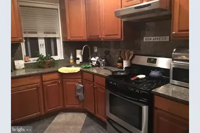 2418 S Bouvier Street, Philadelphia, PA 19145 - Photo 9