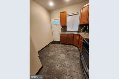 2418 S Bouvier Street, Philadelphia, PA 19145 - Photo 25