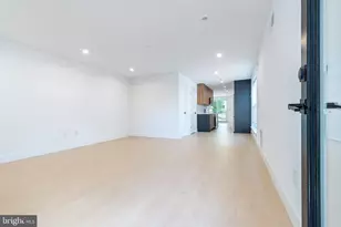 1649 6th Street N, Philadelphia, PA 19122 - Photo 21