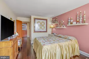 1326 Spruce St, Philadelphia, PA 19107 - Photo 23