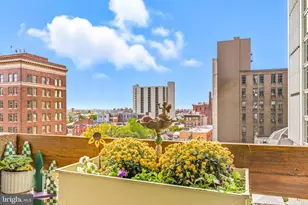 1326 Spruce St, Philadelphia, PA 19107 - Photo 17