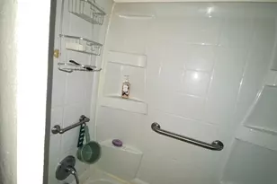 2007 E Cumberland St, Philadelphia, PA 19125 - Photo 9