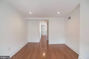 2040 E Sergeant St, Philadelphia, PA 19125 - Photo 17