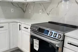 4247 Glendale St, Philadelphia, PA 19124 - Photo 9