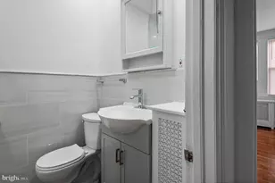 243 E Sheldon St, Philadelphia, PA 19120 - Photo 17