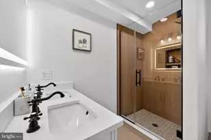 910 Ellsworth St, Philadelphia, PA 19147 - Photo 17