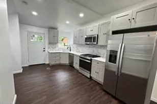 3083 Emerald St, Philadelphia, PA 19134 - Photo 7