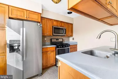 7521 Valley Avenue, Philadelphia, PA 19128 - Photo 5