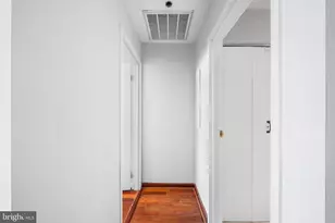 315 New St, Philadelphia, PA 19106 - Photo 17