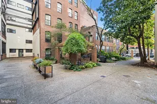 315 New St, Philadelphia, PA 19106 - Photo 25