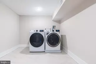 2033 Dickinson St, Philadelphia, PA 19146 - Photo 31