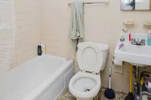 2318 S Broad St, Philadelphia, PA 19145 - Photo 23