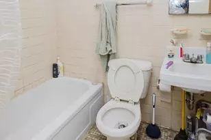 2318 S Broad St, Philadelphia, PA 19145 - Photo 15