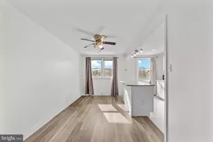 1314 Farrington Rd, Philadelphia, PA 19151 - Photo 5