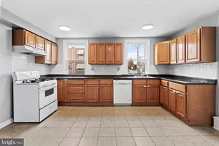 6266 Marsden St, Philadelphia, PA 19135 - Photo 7