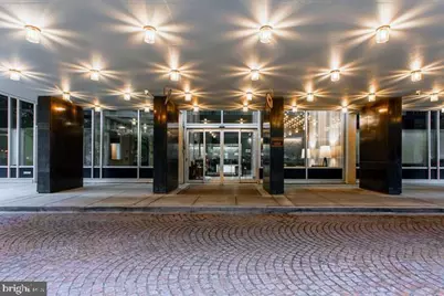 604-36 S Washington Square #1013, Philadelphia, PA 19106 - Photo 19