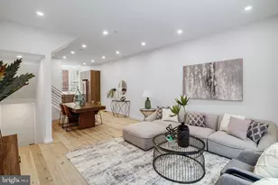 306 Poplar St, Philadelphia, PA 19123 - Photo 15