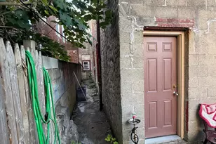 1715 Wharton St, Philadelphia, PA 19146 - Photo 9