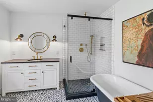 1012 W Cliveden St, Philadelphia, PA 19119 - Photo 31