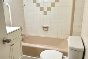 2246 S Bucknell St, Philadelphia, PA 19145 - Photo 15