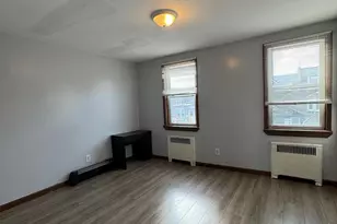 4655 Shelbourne St, Philadelphia, PA 19124 - Photo 17