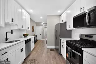 258 W Sheldon St, Philadelphia, PA 19120 - Photo 13