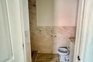 240 W Glenwood Ave, Philadelphia, PA 19140 - Photo 9