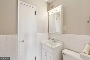 2601 Pennsylvania Ave, Philadelphia, PA 19130 - Photo 23