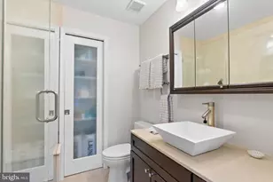 729 S 11th St, Philadelphia, PA 19147 - Photo 25