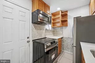 1039 W Russell St, Philadelphia, PA 19140 - Photo 7