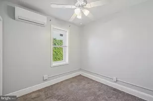 1039 W Russell St, Philadelphia, PA 19140 - Photo 9