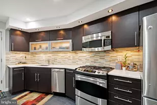 444 Poplar St, Philadelphia, PA 19123 - Photo 7