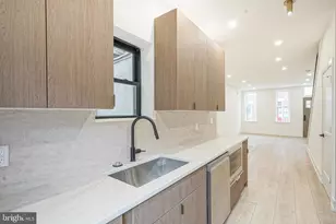 1115 Fitzgerald St, Philadelphia, PA 19148 - Photo 9