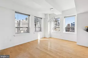 1425 Locust St, Philadelphia, PA 19102 - Photo 9