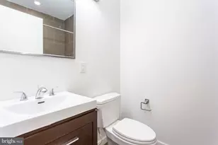 1519 Ogden St, Philadelphia, PA 19130 - Photo 17