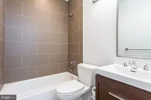 1519 Ogden St, Philadelphia, PA 19130 - Photo 15