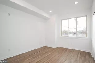 727 N 39th St, Philadelphia, PA 19104 - Photo 11